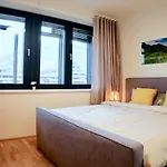 SkyLounge City-Apartments